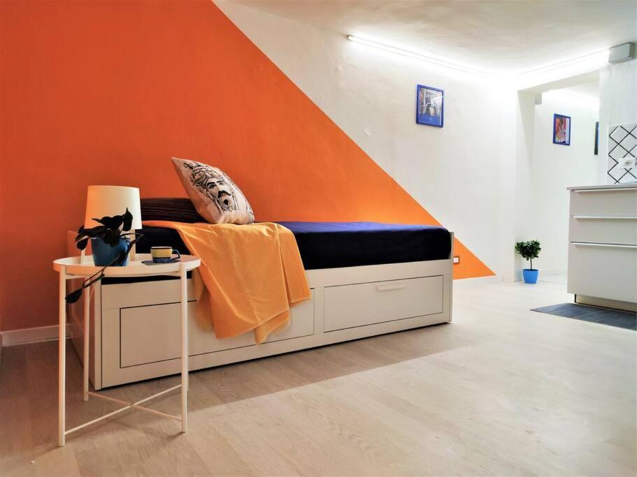 Central Apartments Mezzanine - 1 Min To Via Etnea Catania Luaran gambar